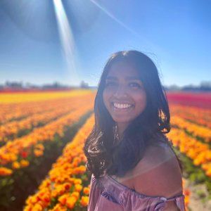 Meet your Posher, Liza